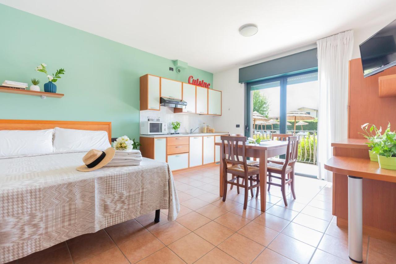 Nettuno Residence Hotel Peschiera del Garda Extérieur photo