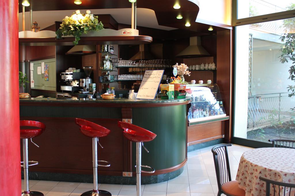 Nettuno Residence Hotel Peschiera del Garda Extérieur photo